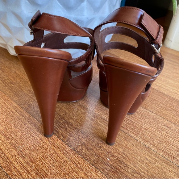 YSL Cognac Platform Heels - Picture 4 of 10